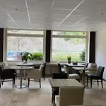 Zur Winzergenossenschaft 3*