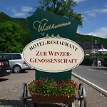 Hotell Zur Winzergenossenschaft Ernst